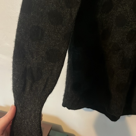 Halogen 100% Cashmere Black & Charcoal Gray Polka Dot Sweater w Zip Back Sz S - Picture 4 of 9